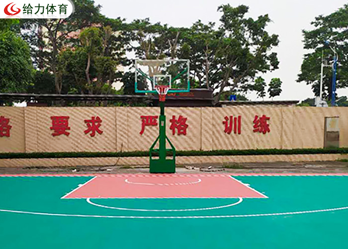 移動籃球架